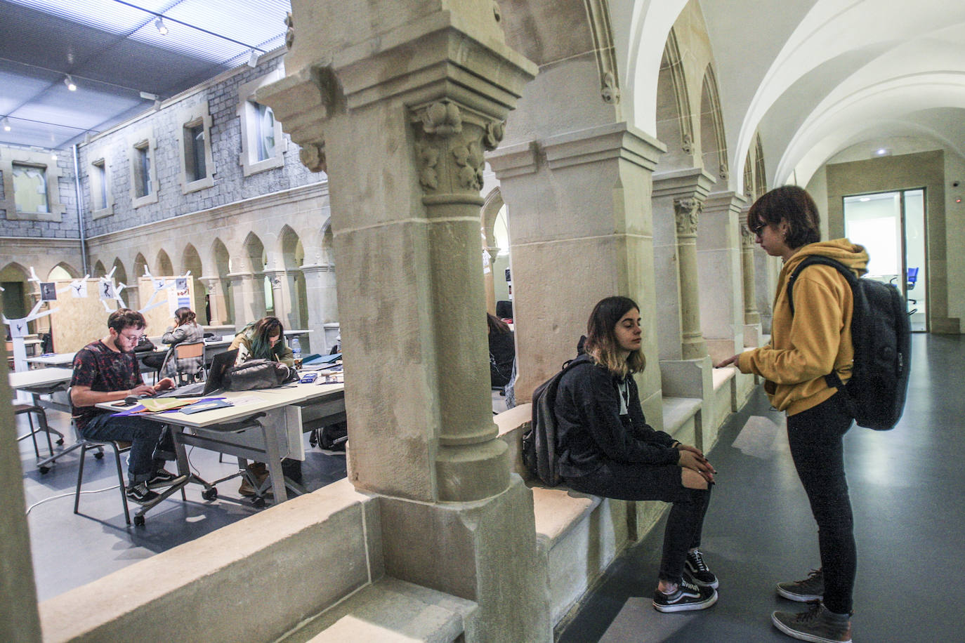 Fotos: Visita a la Escuela de Diseño