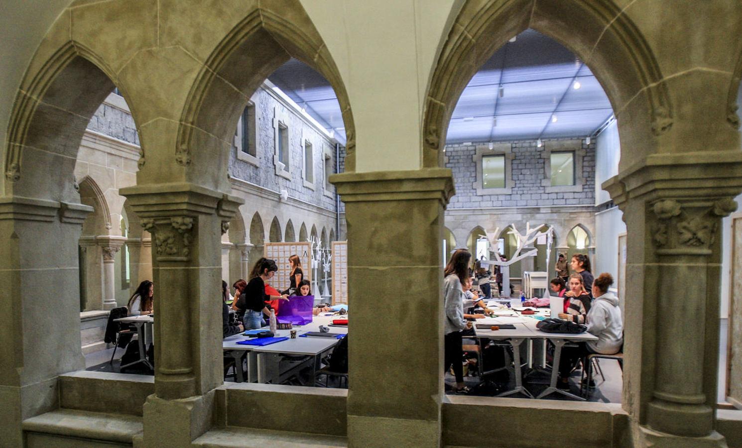 Fotos: Visita a la Escuela de Diseño