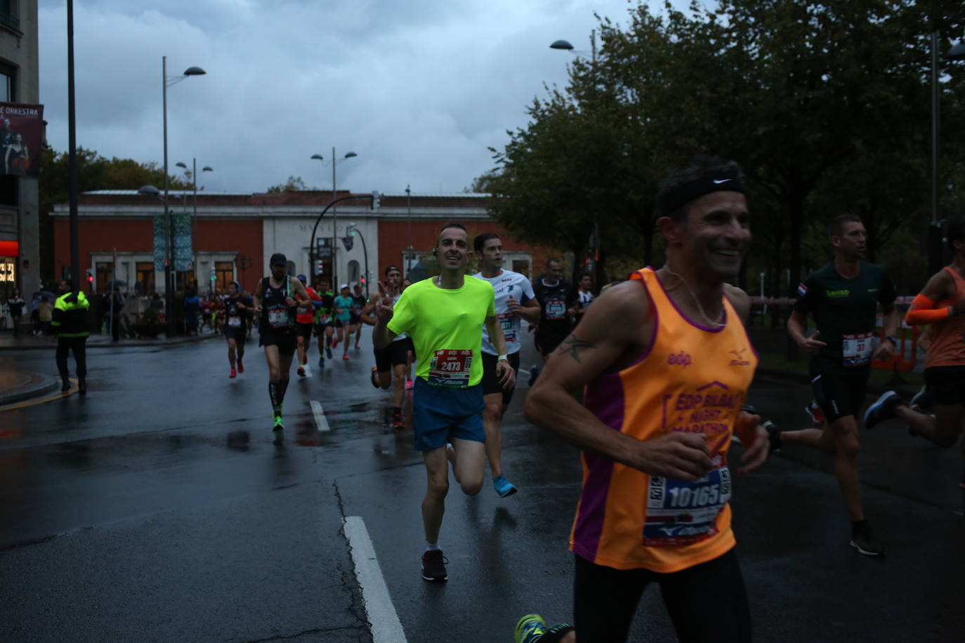 Fotos: Maratón nocturno en Bilbao