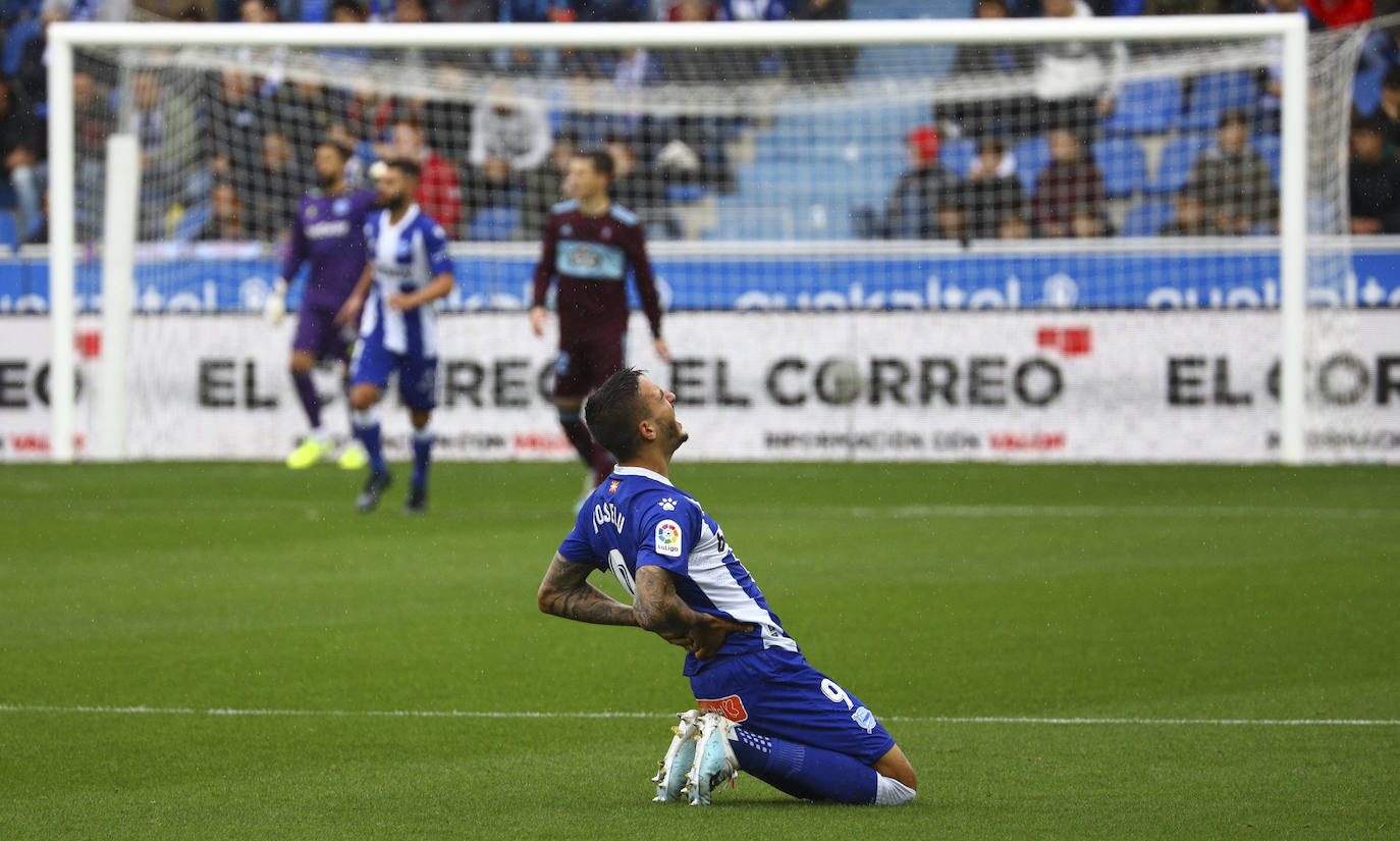 Fotos: Las imágenes del Alavés - Celta