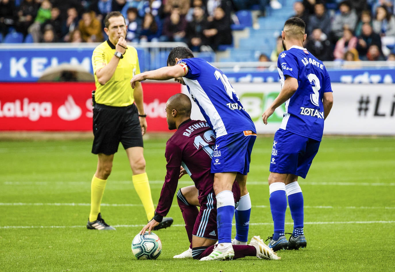 Fotos: Las imágenes del Alavés - Celta