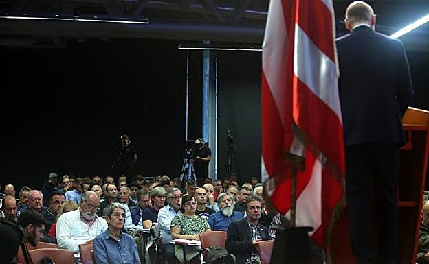 Las inquietudes de los compromisarios