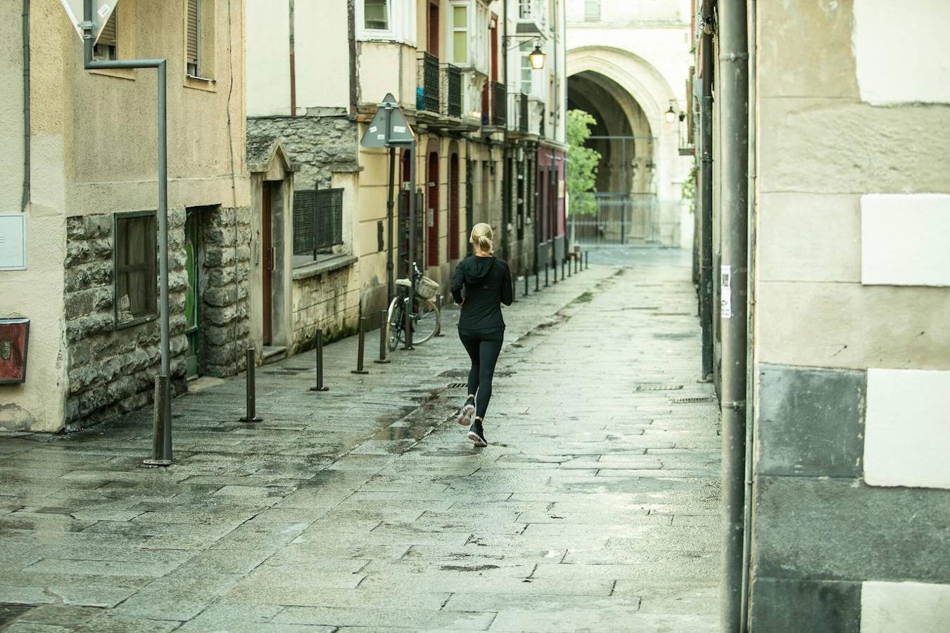 Imágenes del rodaje en Vitoria de 'El silencio de la ciudad blanca', película dirigida por Daniel Calparsoro