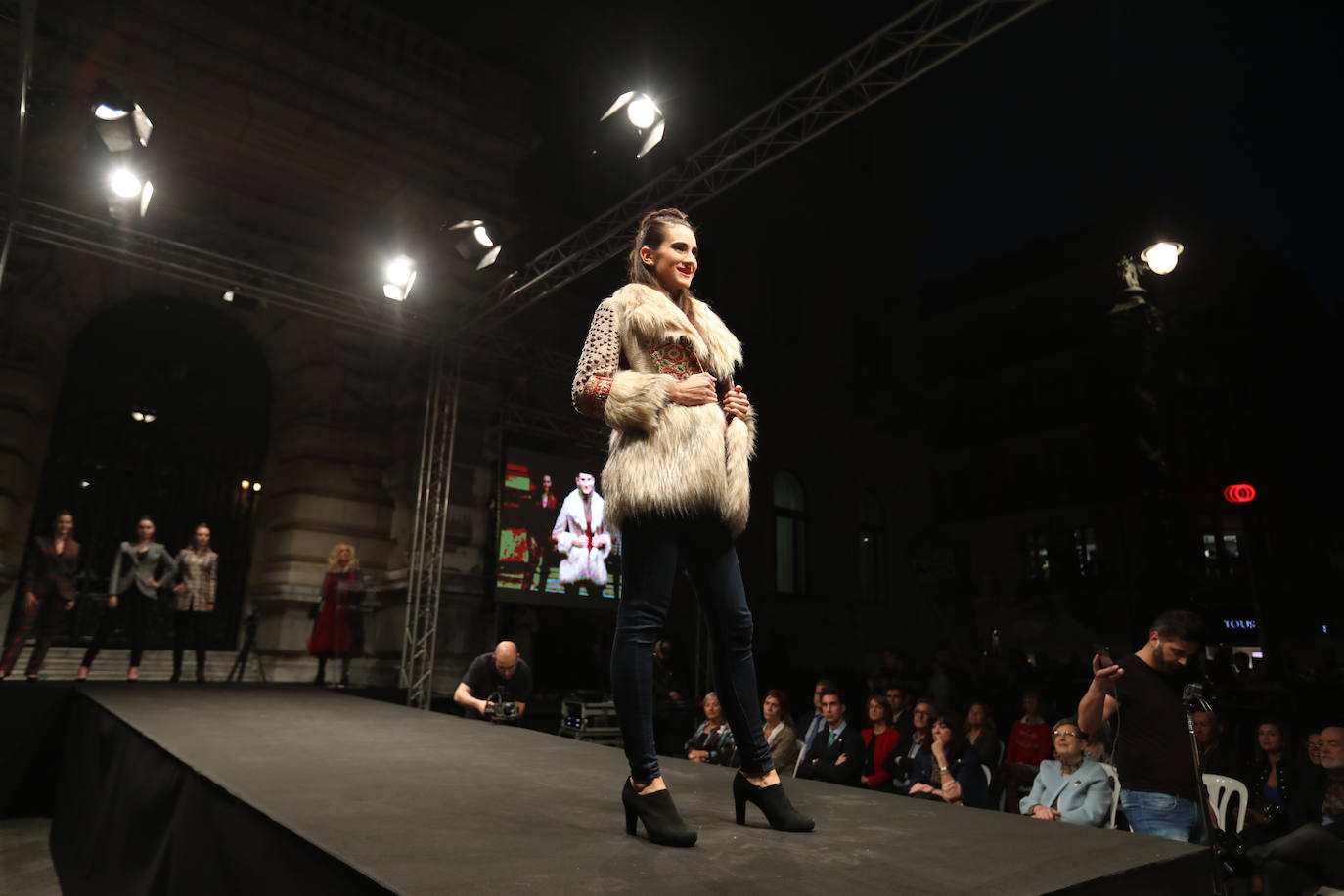 Fotos: Una fiesta de la moda en la Gran Vía: las tendencias están en Bilbao