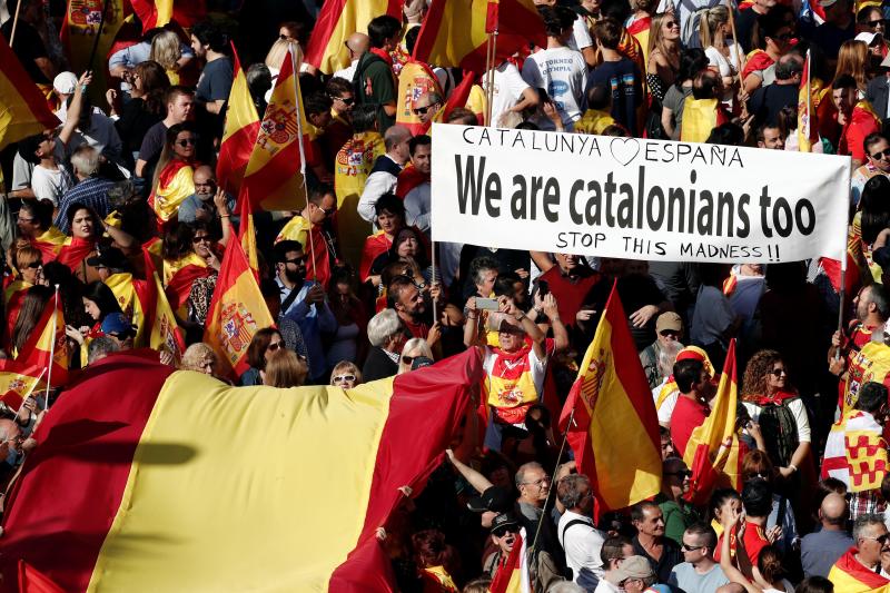 Fotos: Masiva marcha en Barcelona por la unidad de España