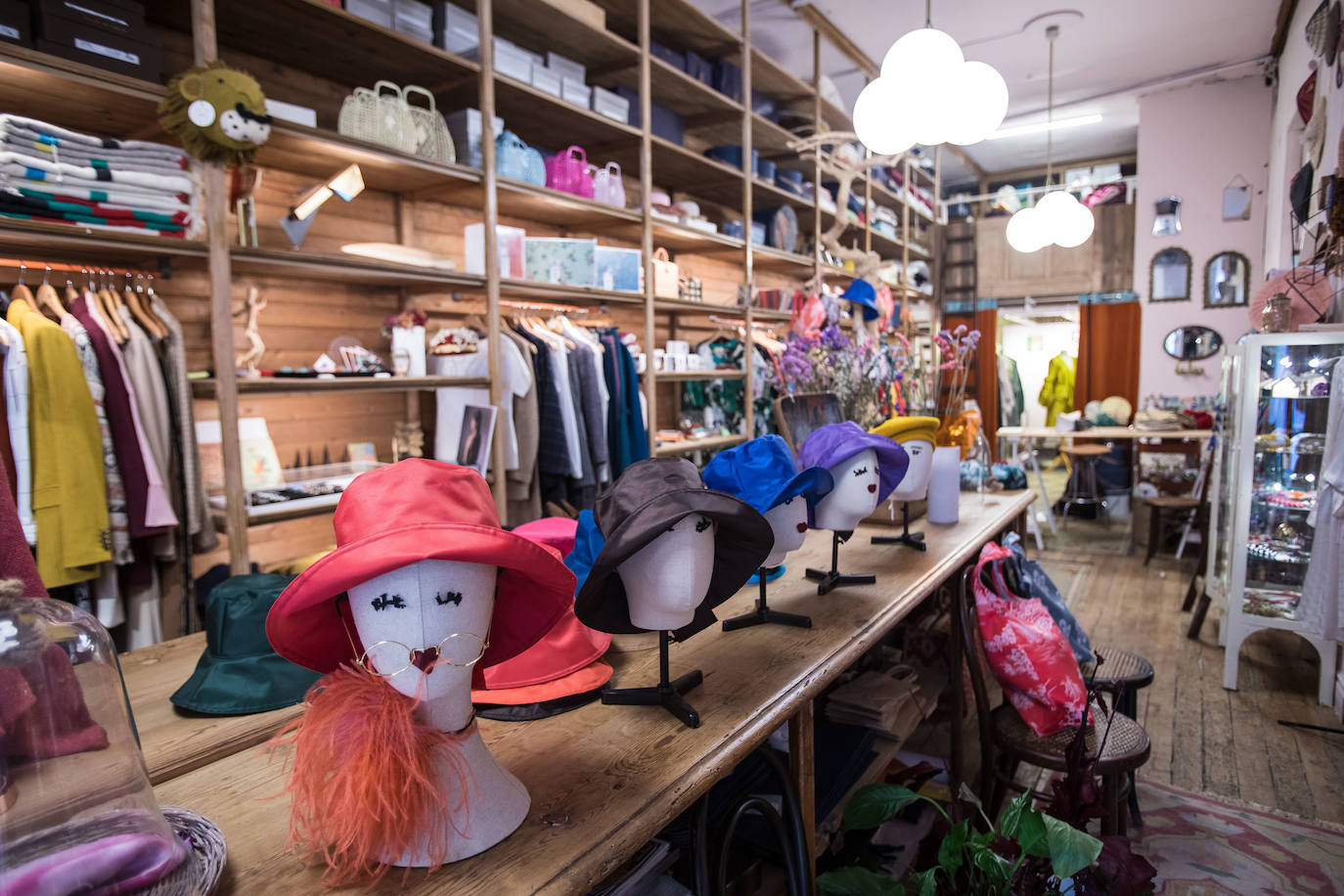 Fotos: Desde arte o moda hasta conciertos: la tienda de Begoña en Bilbao que es más que una tienda