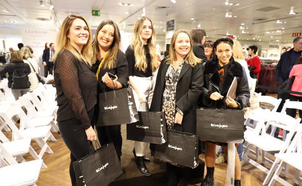 Marta Lobo, Byitxa, Mireia Martínez, Sandra Brauerr y Nerea Zusberro.