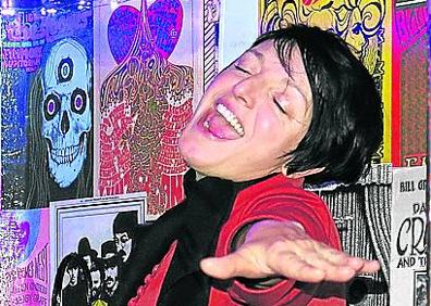 Imagen secundaria 1 - El DJ GonzaloLosa, en plena sesión. Arriba, el gran músico británico Zoot Money. A la derecha, la discjockey ISB Lester. 