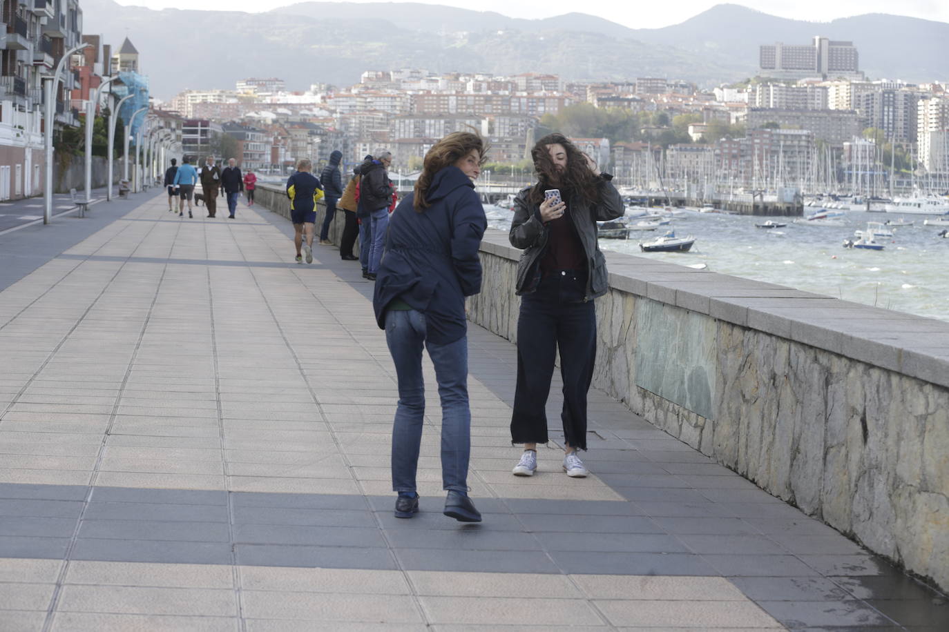 Fotos: Las imágenes del viento en Bizkaia