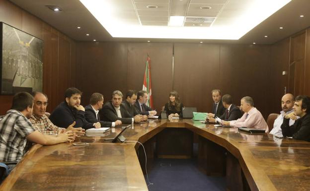 Reunión celebrada hoy en la mesa sectorial del taxi y la VTC.