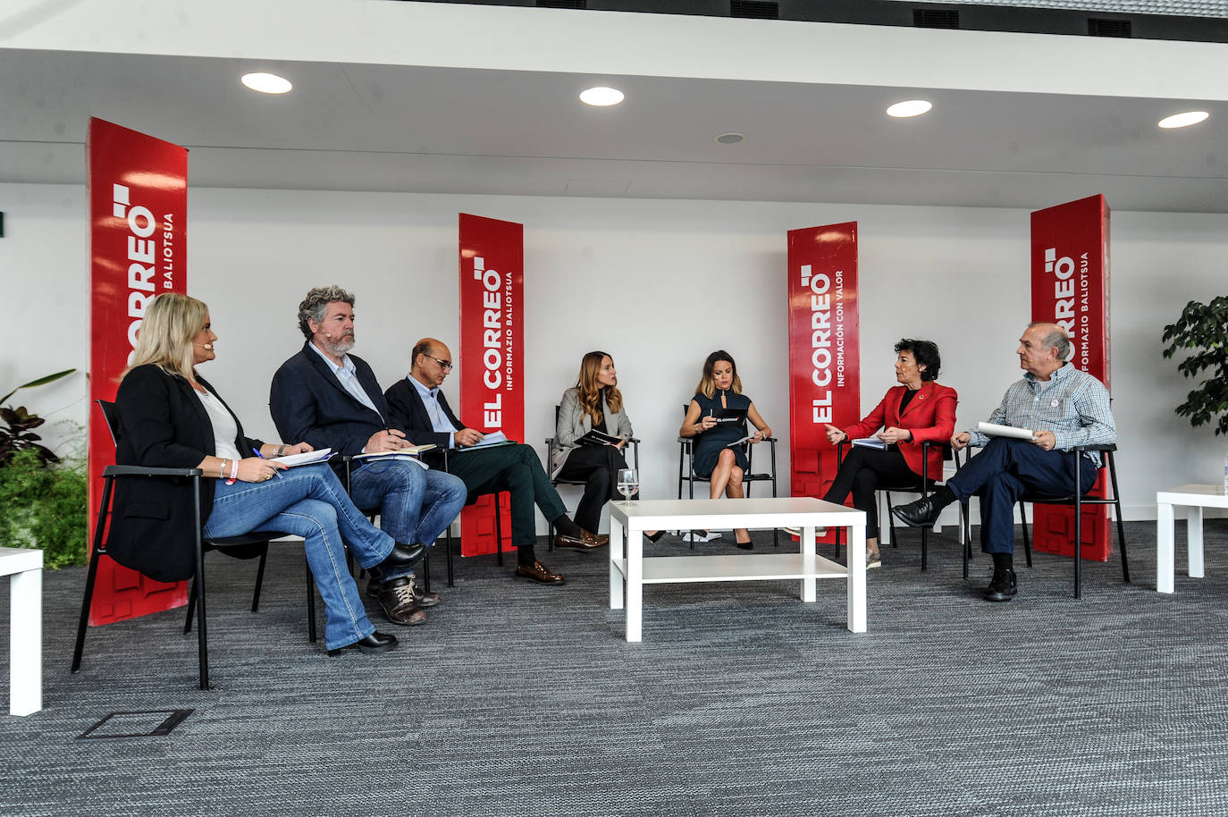 Fotos: Debate de los cabezas de lista por Álava en EL CORREO