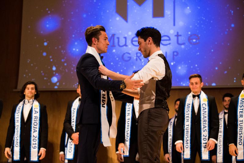 Samuel López, de 23 años y procedente de Torrevieja (Alicante), ha salido vencedor en el certamen de belleza que se ha celebrado en el BEC.