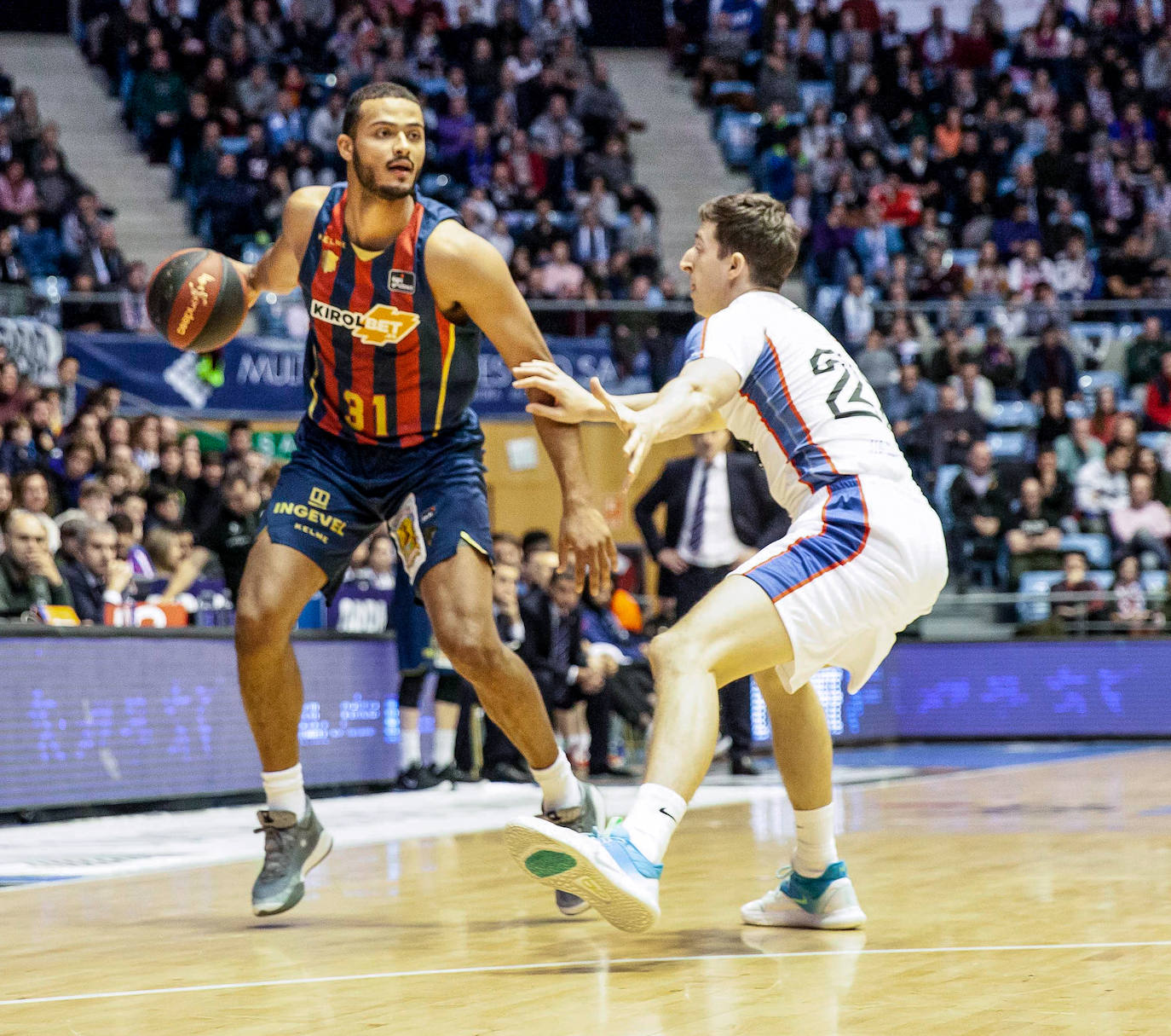 Fotos: Las mejores fotos del Monbus Obradoiro -Kirolbet Baskonia