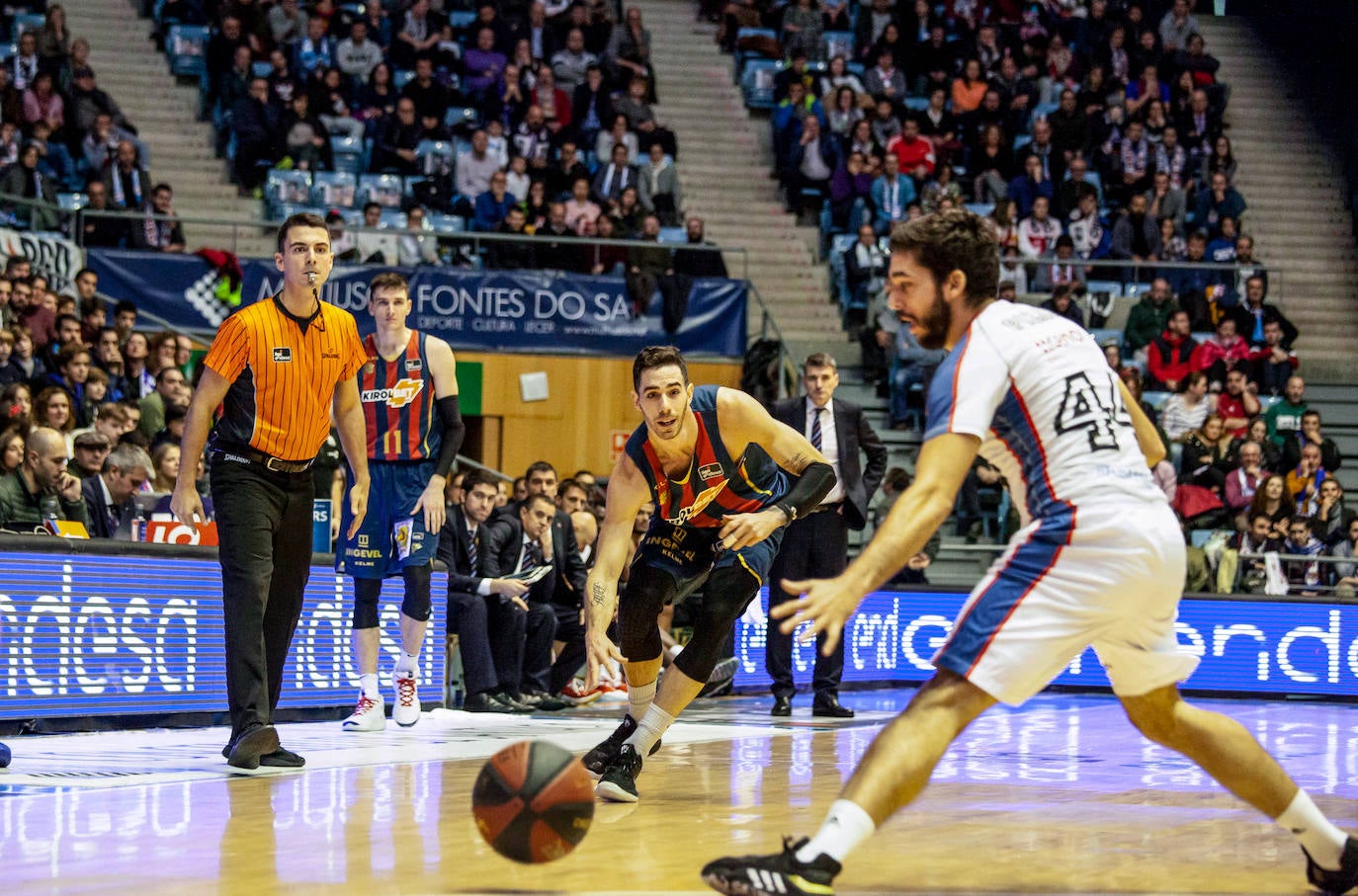 Fotos: Las mejores fotos del Monbus Obradoiro -Kirolbet Baskonia