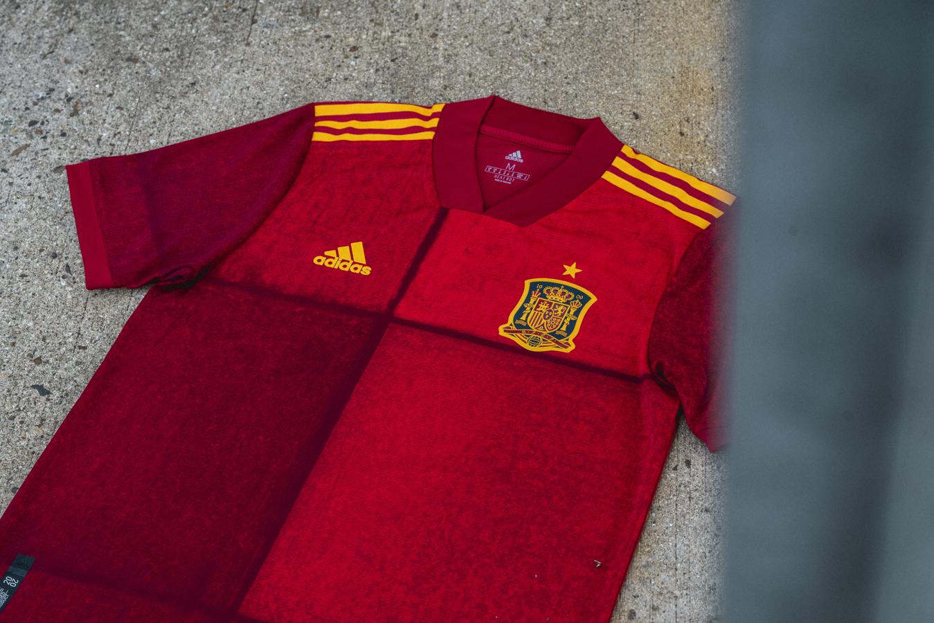 Fotos: Así es la nueva camiseta de la selección