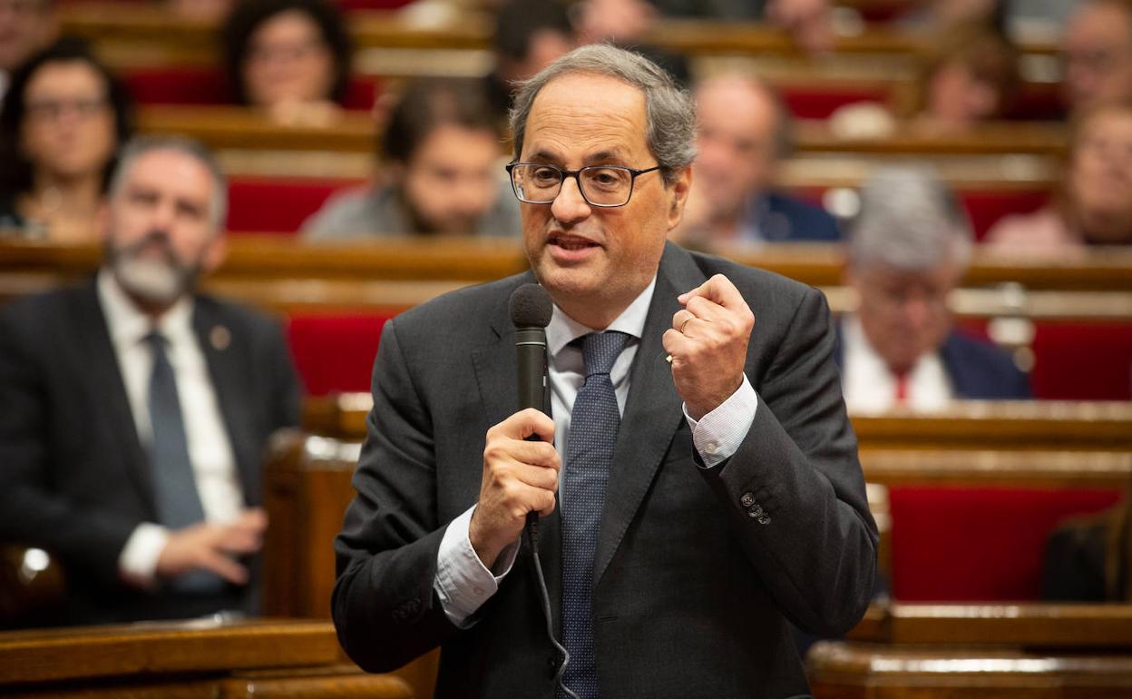 El presidente de la Generalitat de Catalunya, Quim Torra, durante su intervención en una sesión plenaria del Parlament.