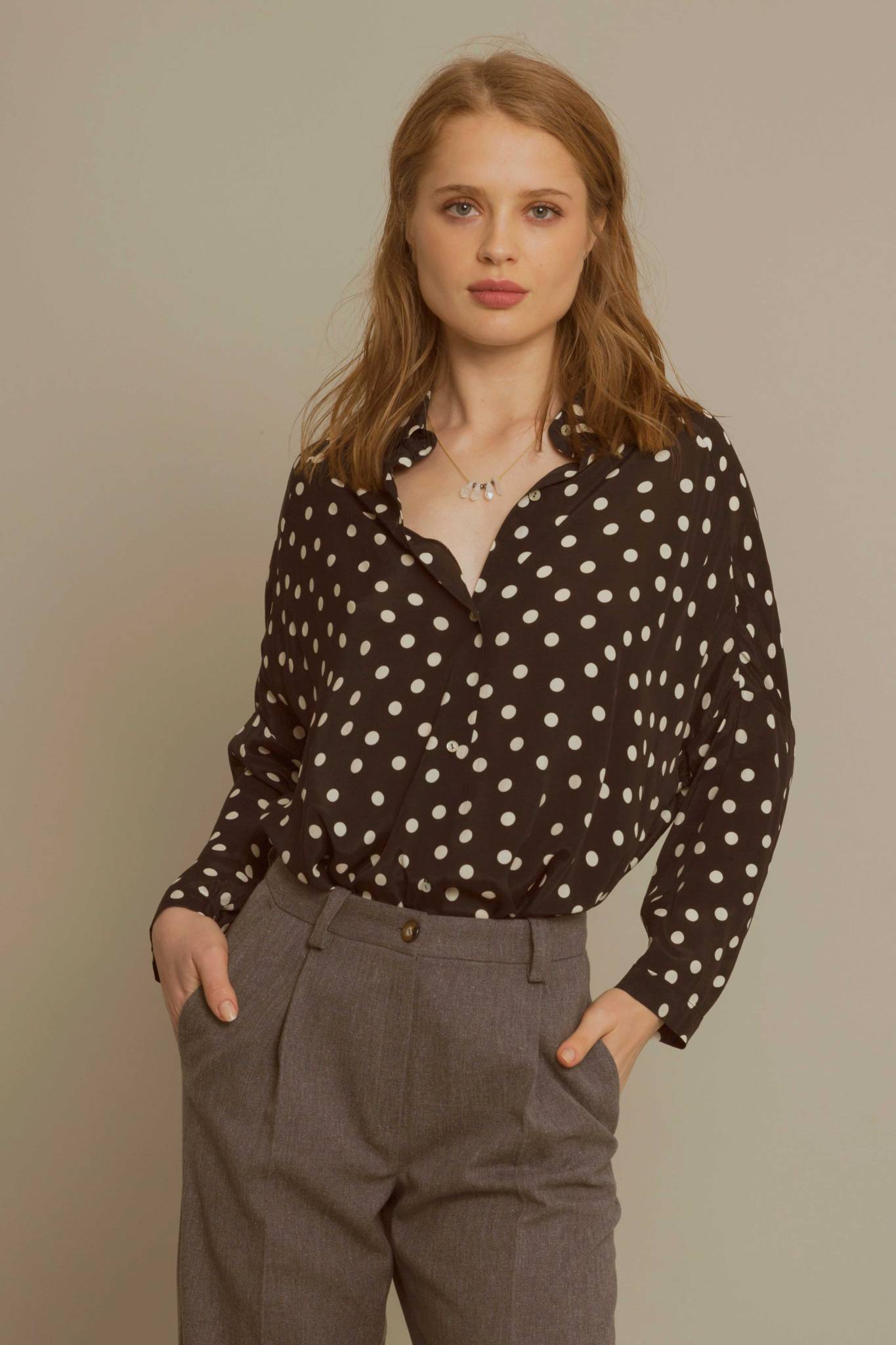 Fotos: De nombre andaluz y esencia bilbaína: la firma de Rodríguez Arias que se abre paso en la moda