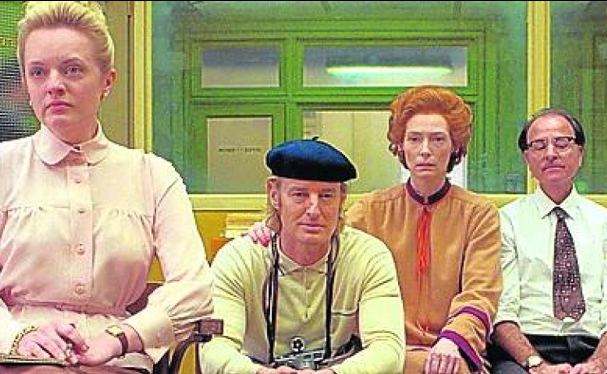 Crítica de 'La crónica francesa' (2021): Palabra de ley