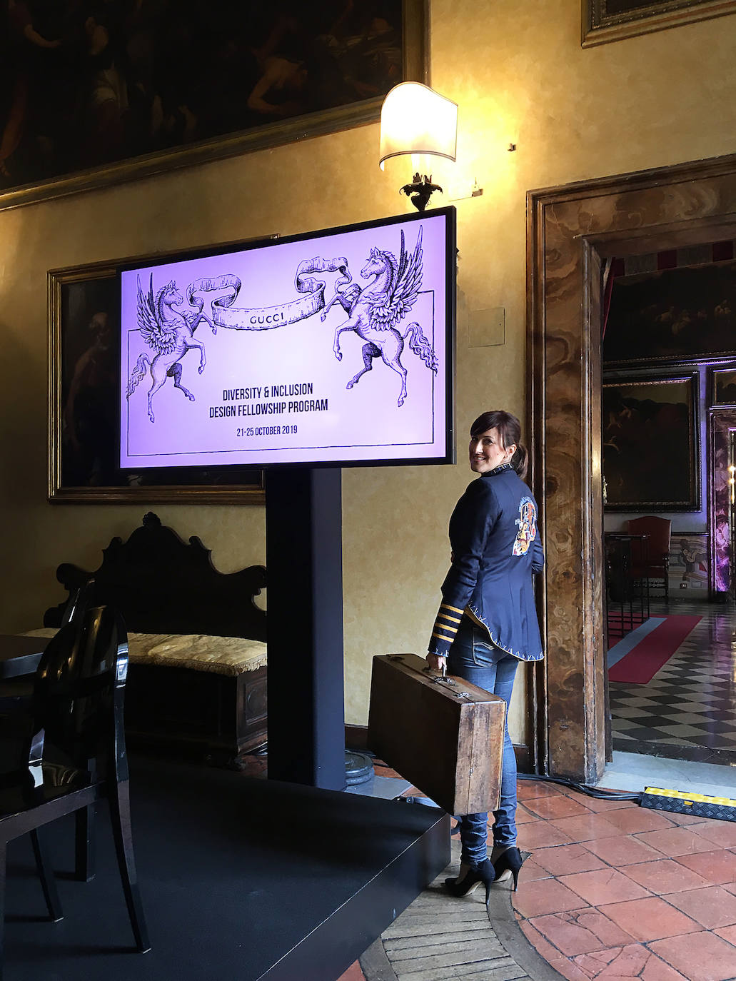 Fotos: La azafata de vuelo de Barakaldo que apostó por su sueño y diseñará para Gucci