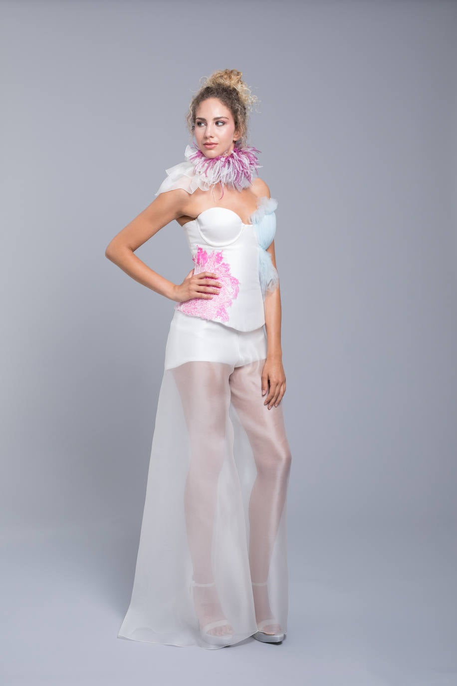 Fotos: La azafata de vuelo de Barakaldo que apostó por su sueño y diseñará para Gucci