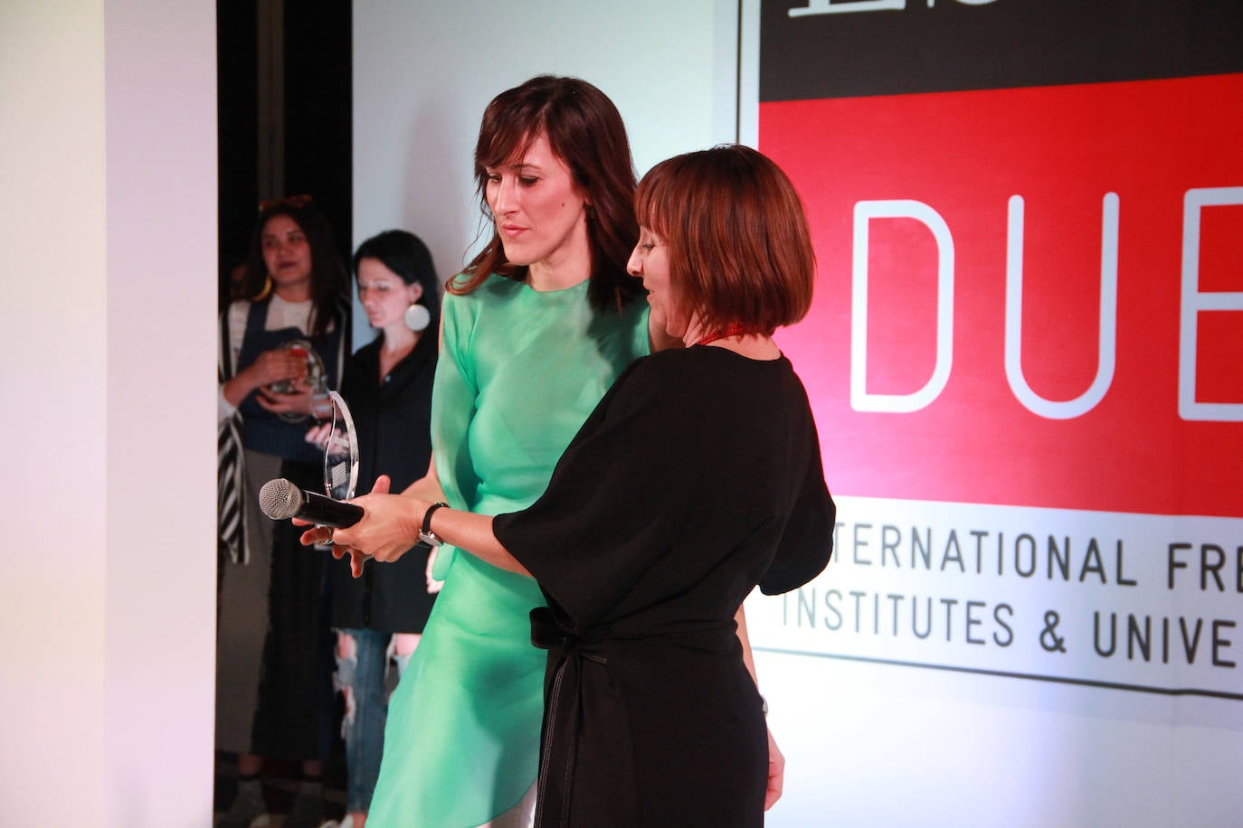 Fotos: La azafata de vuelo de Barakaldo que apostó por su sueño y diseñará para Gucci