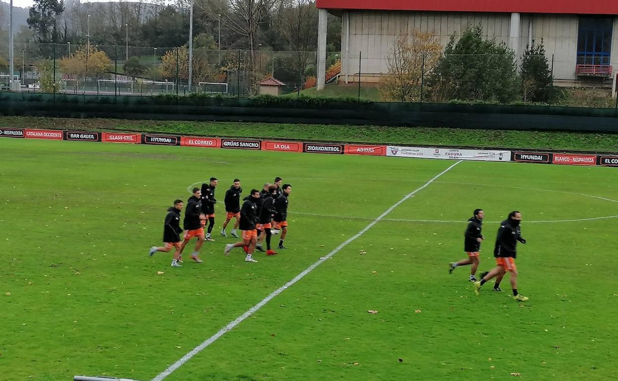 Un entrenamiento del Arenas.