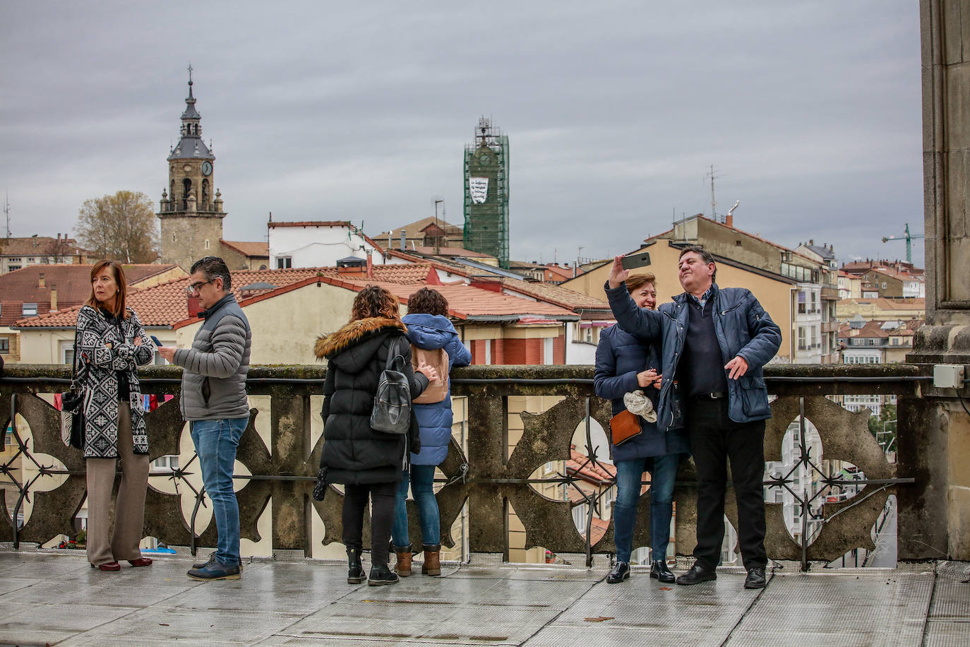 Los suscriptores de EL CORREO han podido disfrutar de unas bellas vistas desde la azotea del templo.