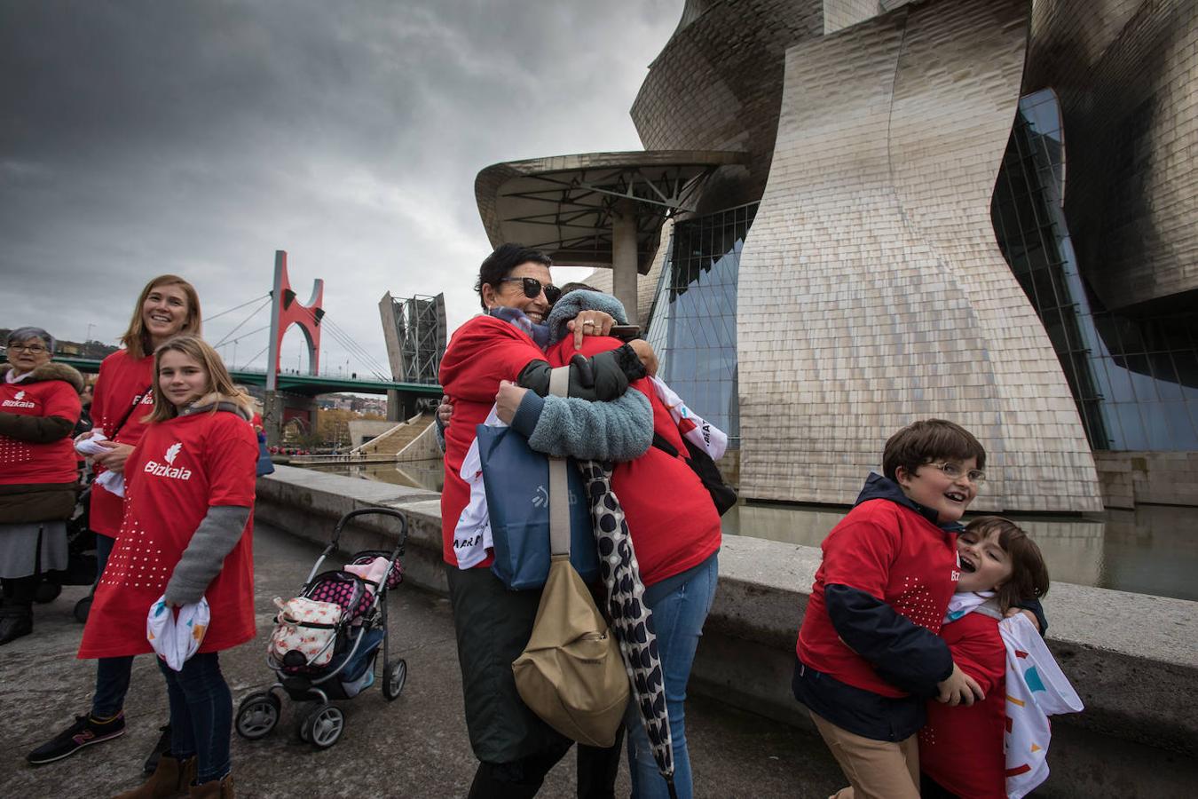 Fotos: Las mejores imágenes del abrazo solidario