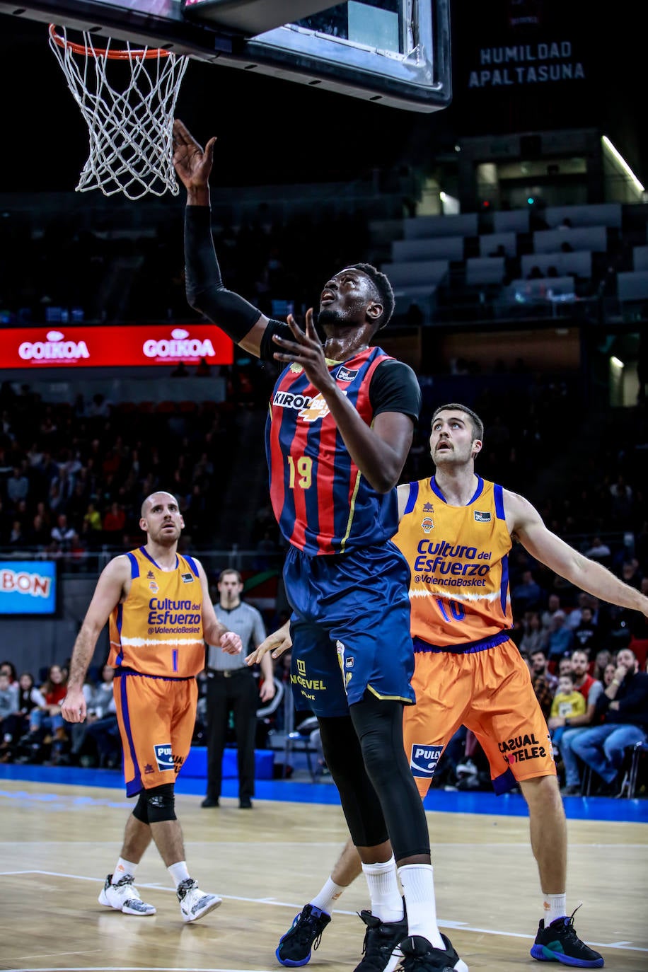 Fotos: Baskonia-Valencia Basket, en imágenes