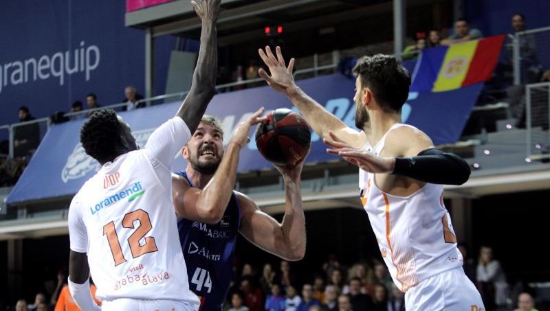 Fotos: Las mejores imágenes del Morabanc - Baskonia de la ACB 2019