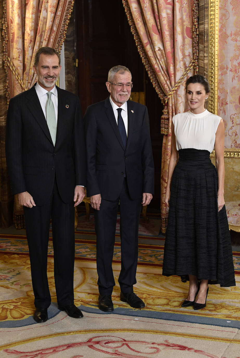 Fotos: La falda eco de H&amp;M de Letizia para la Cumbre del Clima