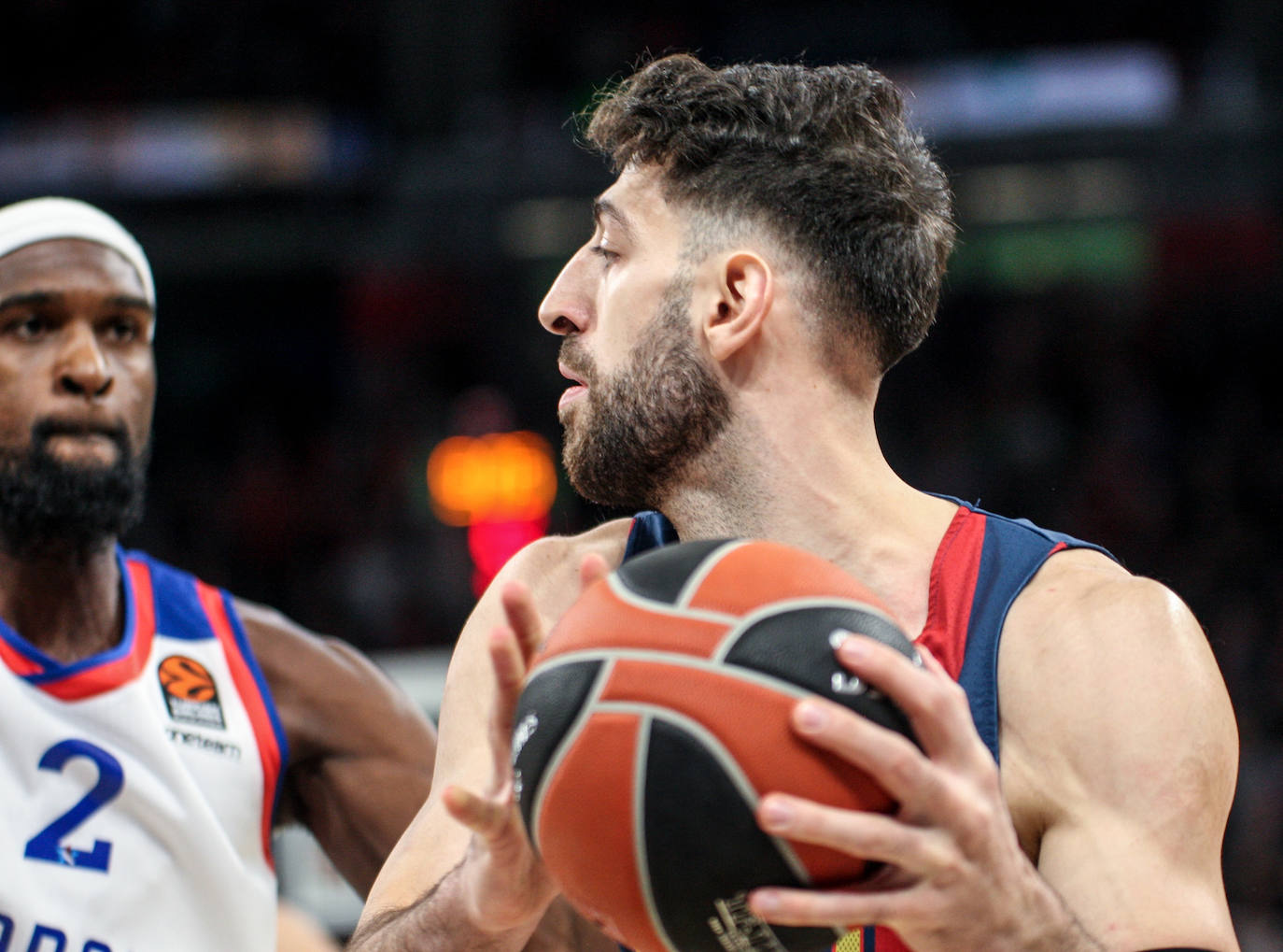 Fotos: Las mejores imágenes del Baskonia - Efes de la Euroliga 2019