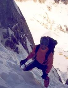Imagen secundaria 2 - Luis Romero: «Me he encontrado a gente guiándose por YouTube para saber cómo escalar una pared»