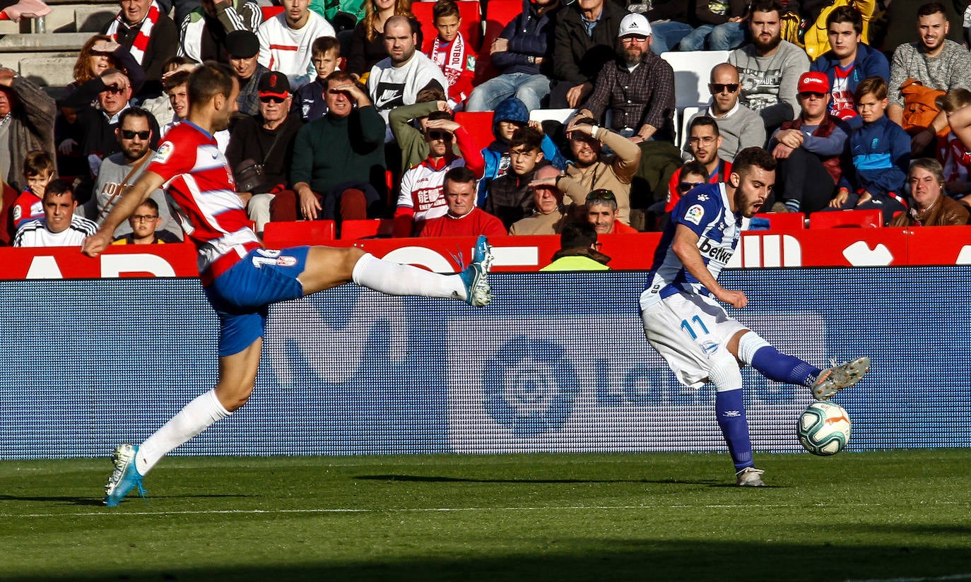 Fotos: Las mejores imágenes del Granada - Alavés