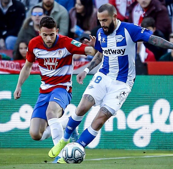 Fotos: Las mejores imágenes del Granada - Alavés