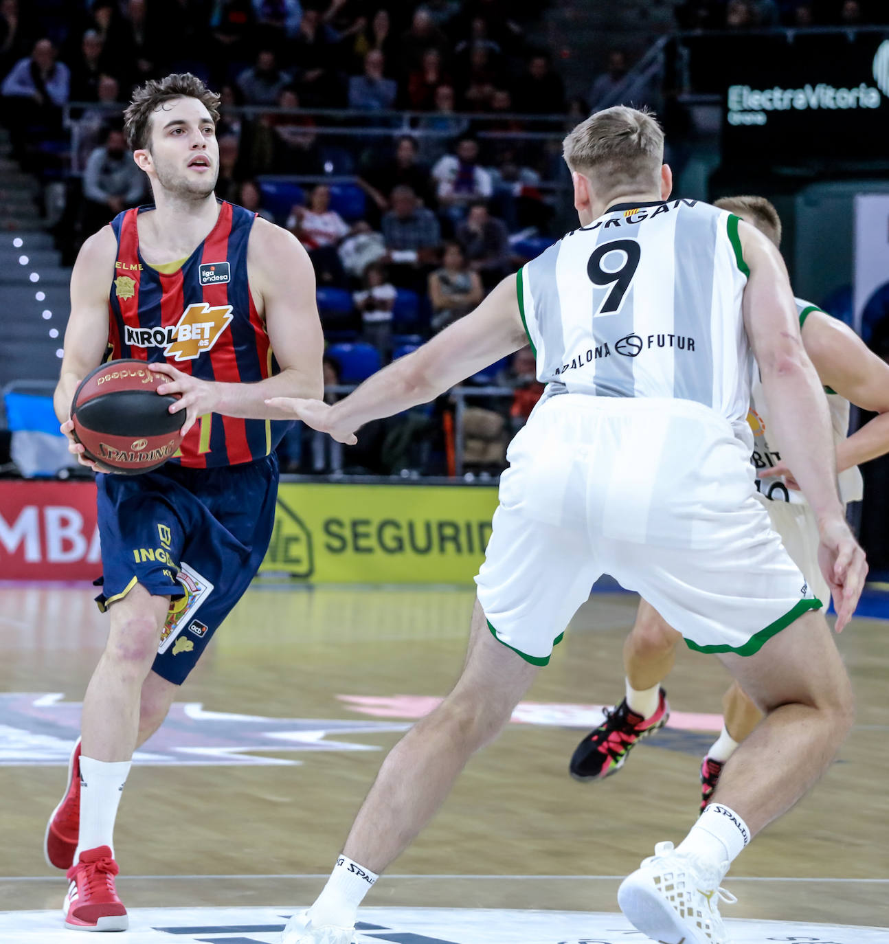 Fotos: LAs mejores imágenes del Baskonia - Joventut de la Liga Endesa 2019