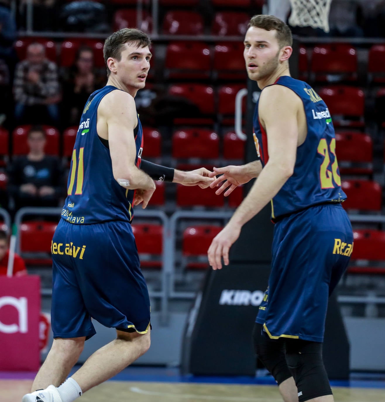 Fotos: LAs mejores imágenes del Baskonia - Joventut de la Liga Endesa 2019