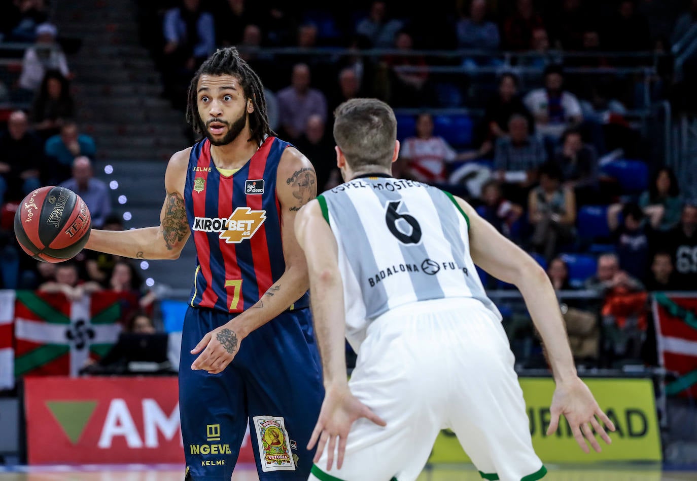 Fotos: LAs mejores imágenes del Baskonia - Joventut de la Liga Endesa 2019