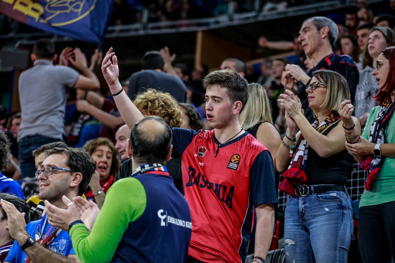 Fotos: LAs mejores imágenes del Baskonia - Joventut de la Liga Endesa 2019