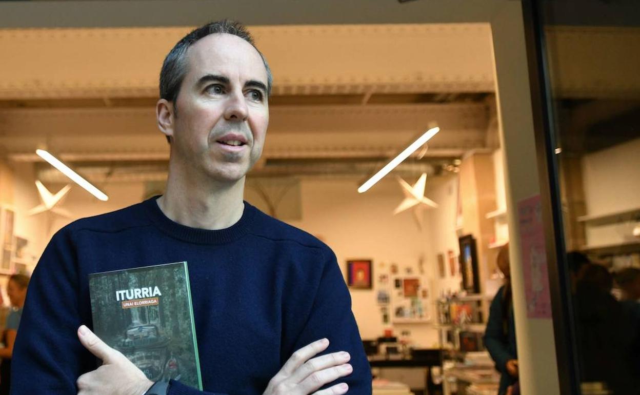 Unai Elorriagak urrian aurkeztu zuen bere azken liburua. 