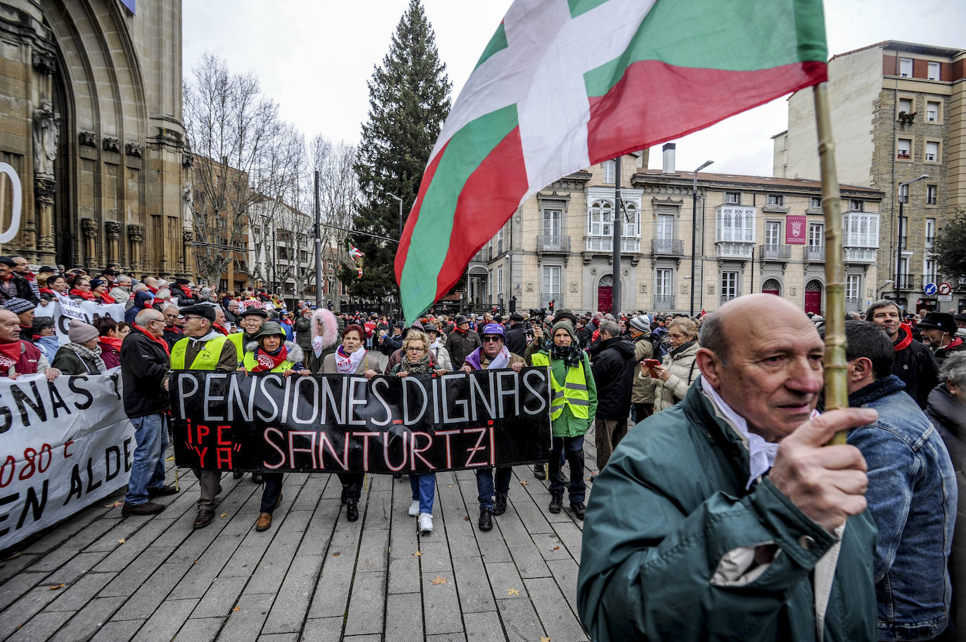 Una de las marchas ha partido desde el Palacio de Congresos Europa de Vitoria.