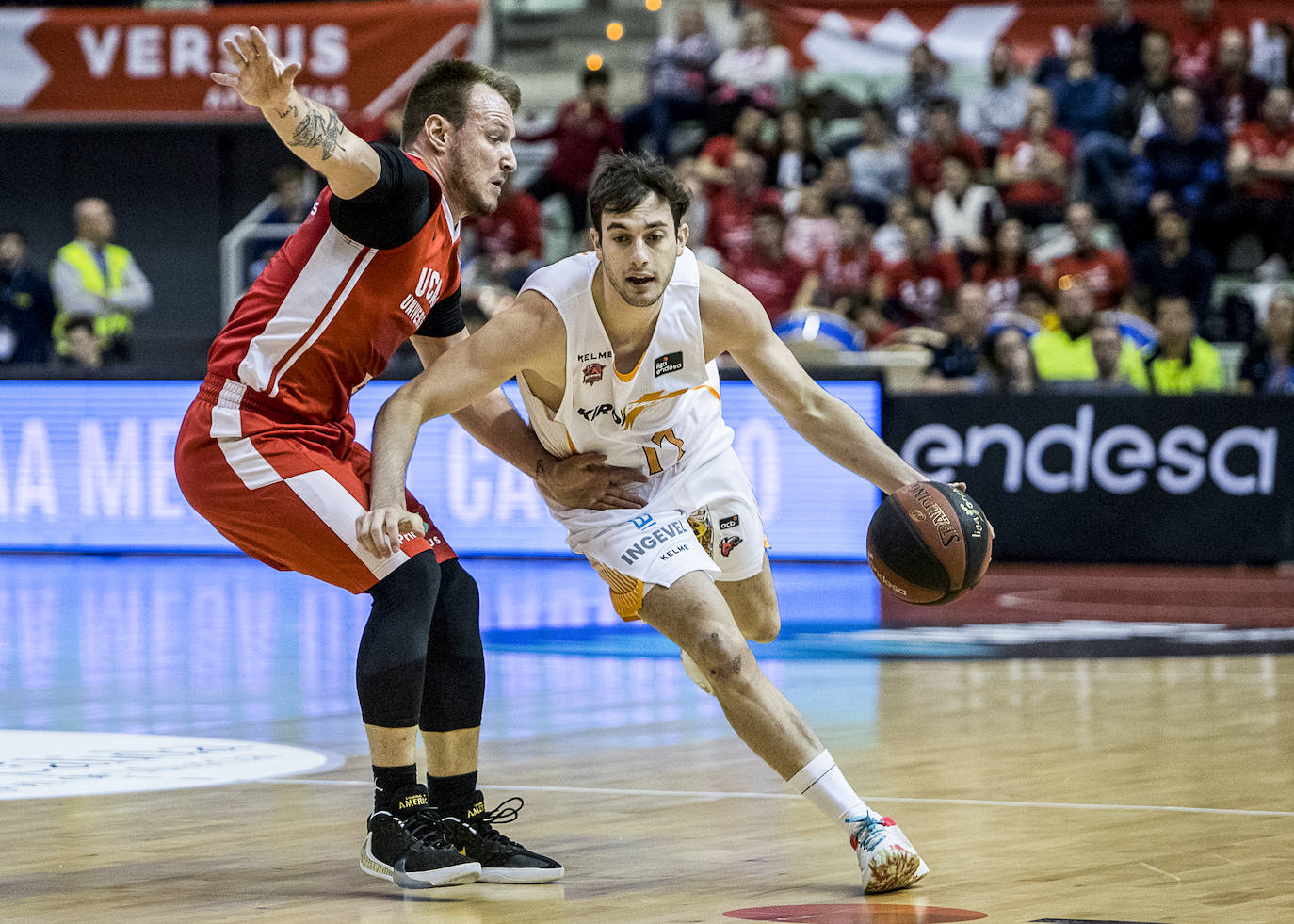 Fotos: Las mejores imágenes del partido entre el UCAM Murcia y el Baskonia