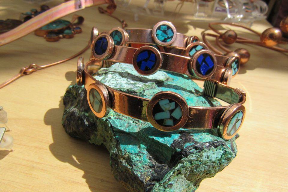 Fotos: Las artesanas que se reúnen en su estudio de San Francisco para crear moda hecha a mano