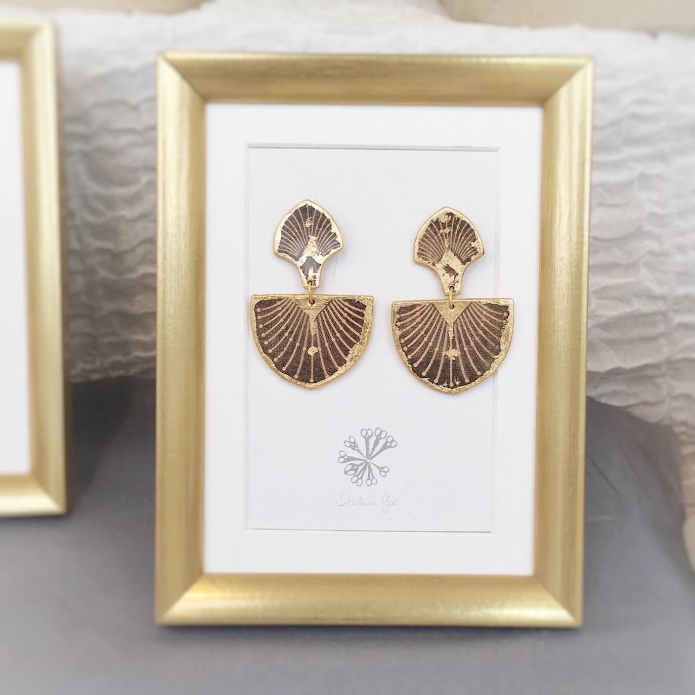 Fotos: Las artesanas que se reúnen en su estudio de San Francisco para crear moda hecha a mano