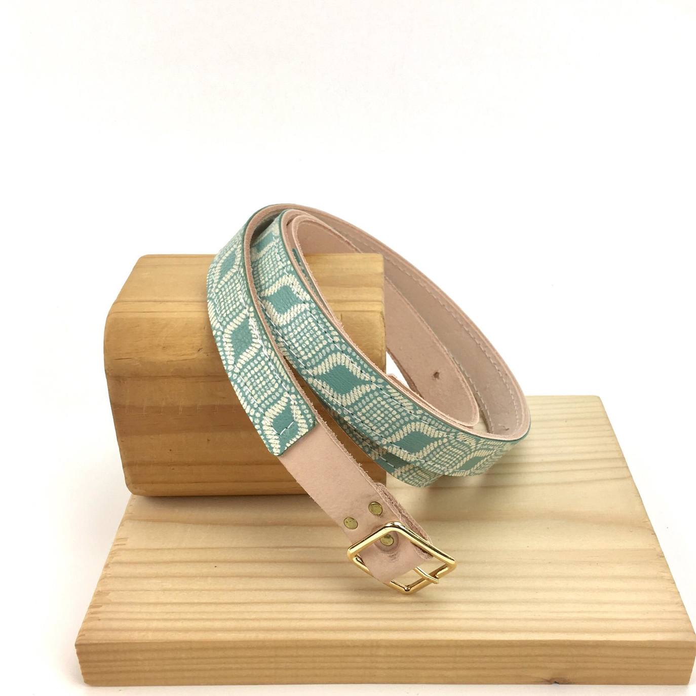 Fotos: Las artesanas que se reúnen en su estudio de San Francisco para crear moda hecha a mano