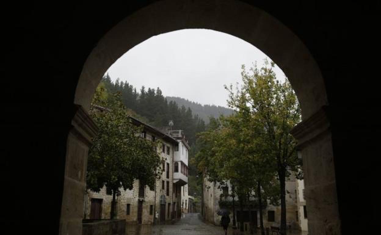 Arabako Aramaio herriaren ikuspegia. 