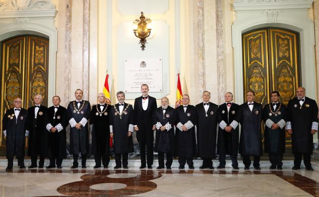 Nadie diría que las mujeres son mayoría en la profesión judicial.