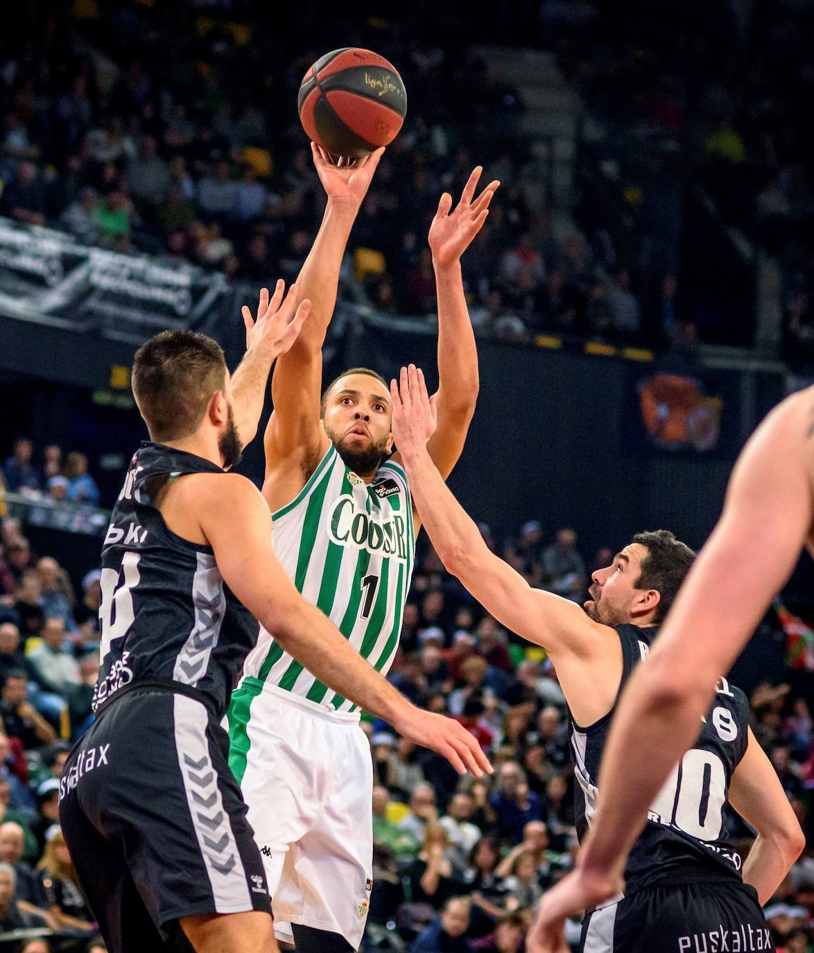 Fotos: El Bilbao Basket-Betis, en imágenes