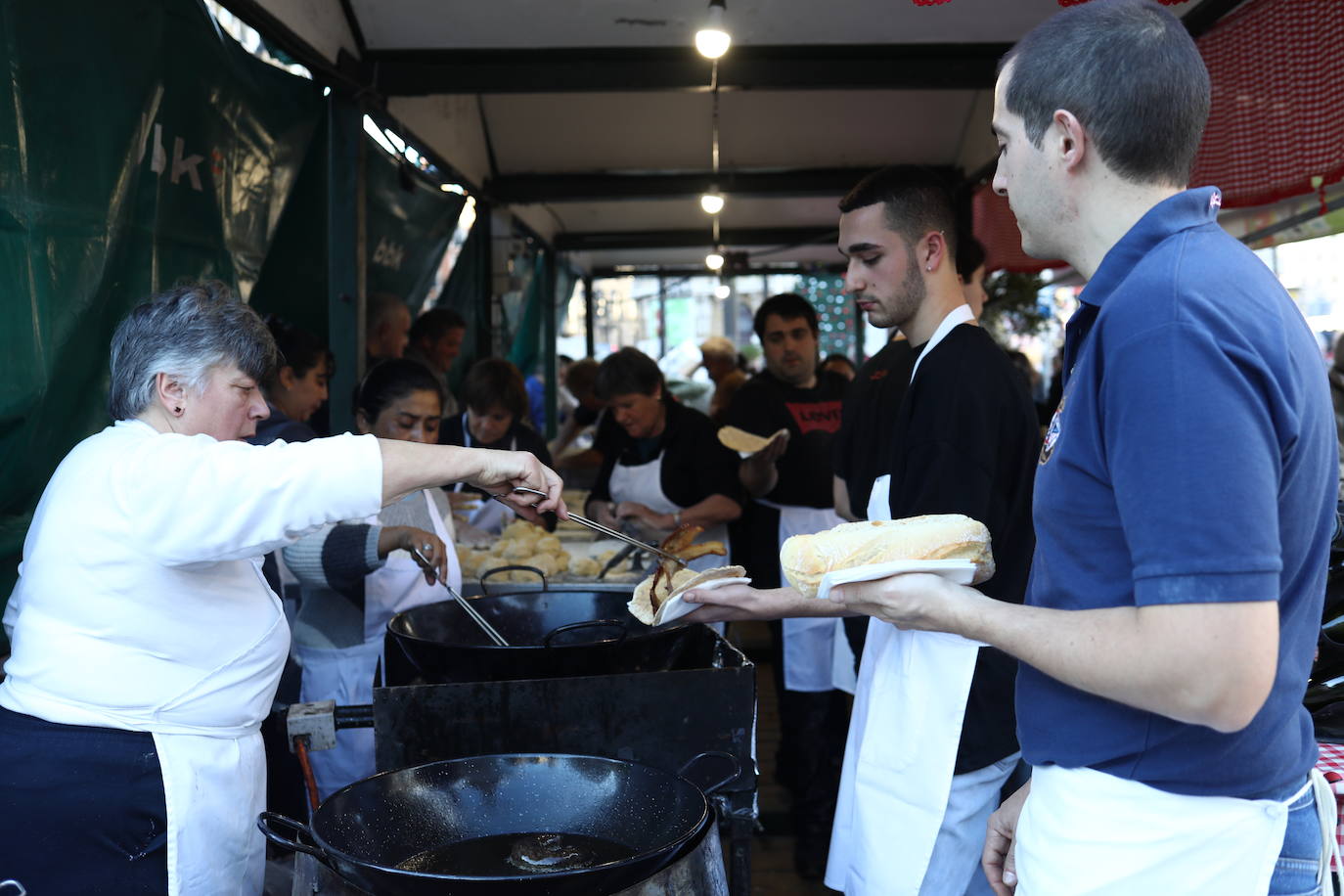La jornada será larga e intensa y hay que reponer fuerzas.