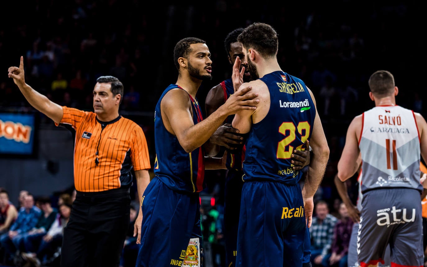 Fotos: Las mejores imágenes del Baskonia - Burgos